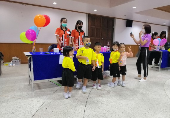 ภาพกิจกรรม คณะวิทยาศาสตร์และเทคโนโลยี จัดค่ายวิทยาศาสตร์โรงเรียนสาธิตฯ ระดับอนุบาล 1-2