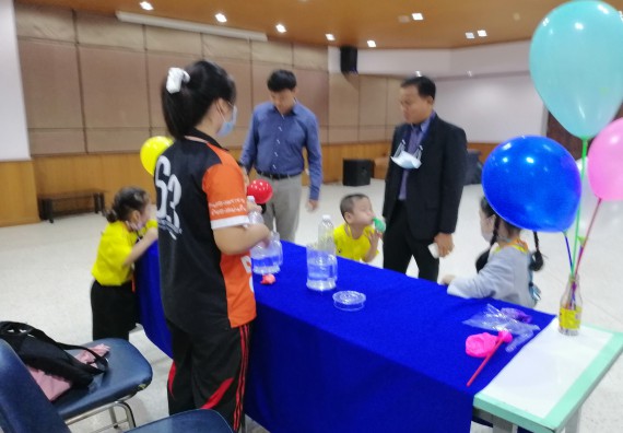 ภาพกิจกรรม คณะวิทยาศาสตร์และเทคโนโลยี จัดค่ายวิทยาศาสตร์โรงเรียนสาธิตฯ ระดับอนุบาล 1-2