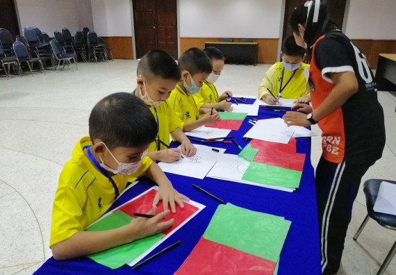 ภาพกิจกรรม คณะวิทยาศาสตร์และเทคโนโลยี จัดค่ายวิทยาศาสตร์โรงเรียนสาธิตฯ ระดับอนุบาล 1-2