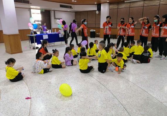 ภาพกิจกรรม คณะวิทยาศาสตร์และเทคโนโลยี จัดค่ายวิทยาศาสตร์โรงเรียนสาธิตฯ ระดับอนุบาล 1-2