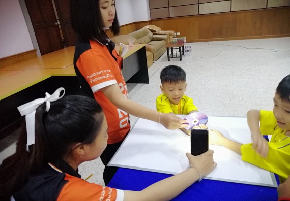 ภาพกิจกรรม คณะวิทยาศาสตร์และเทคโนโลยี จัดค่ายวิทยาศาสตร์โรงเรียนสาธิตฯ ระดับอนุบาล 1-2