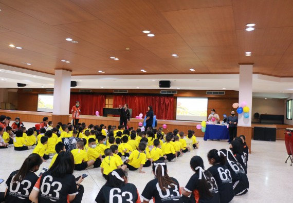 ภาพกิจกรรม คณะวิทยาศาสตร์และเทคโนโลยี จัดค่ายวิทยาศาสตร์โรงเรียนสาธิตฯ ระดับอนุบาล 1-2