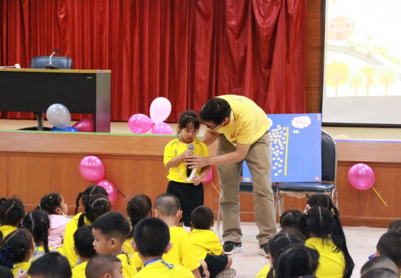 ภาพกิจกรรม คณะวิทยาศาสตร์และเทคโนโลยี จัดค่ายวิทยาศาสตร์โรงเรียนสาธิตฯ ระดับอนุบาล 1-2