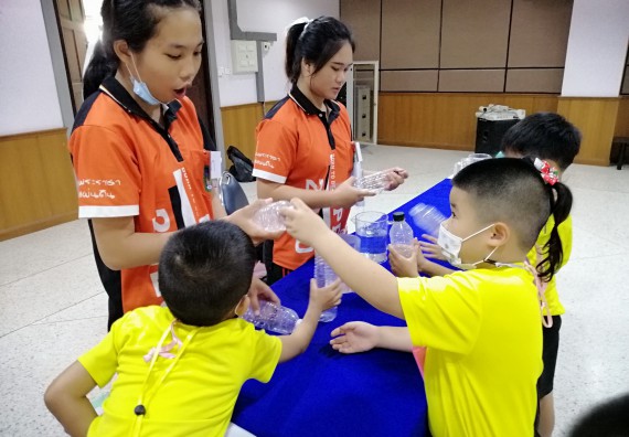 ภาพกิจกรรม คณะวิทยาศาสตร์และเทคโนโลยี จัดค่ายวิทยาศาสตร์โรงเรียนสาธิตฯ ระดับอนุบาล 1-2