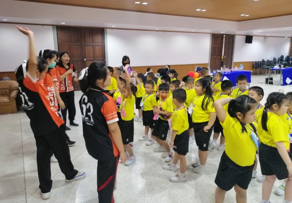 ภาพกิจกรรม คณะวิทยาศาสตร์และเทคโนโลยี จัดค่ายวิทยาศาสตร์โรงเรียนสาธิตฯ ระดับอนุบาล 1-2