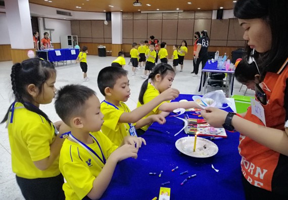 ภาพกิจกรรม คณะวิทยาศาสตร์และเทคโนโลยี จัดค่ายวิทยาศาสตร์โรงเรียนสาธิตฯ ระดับอนุบาล 1-2
