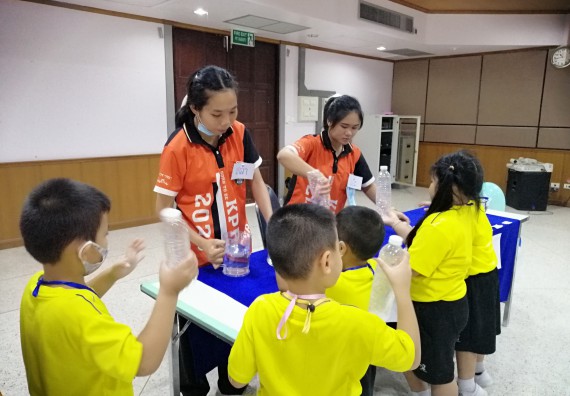 ภาพกิจกรรม คณะวิทยาศาสตร์และเทคโนโลยี จัดค่ายวิทยาศาสตร์โรงเรียนสาธิตฯ ระดับอนุบาล 1-2