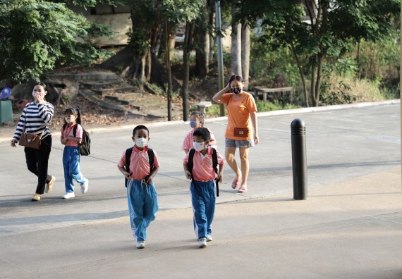ภาพกิจกรรม  คณะวิทยาศาสตร์และเทคโนโลยี จัดค่ายวิทยาศาสตร์โรงเรียนอนุบาลกำแพงเพชร ระดับชั้นประถมศึกษาปีที่ 1-3