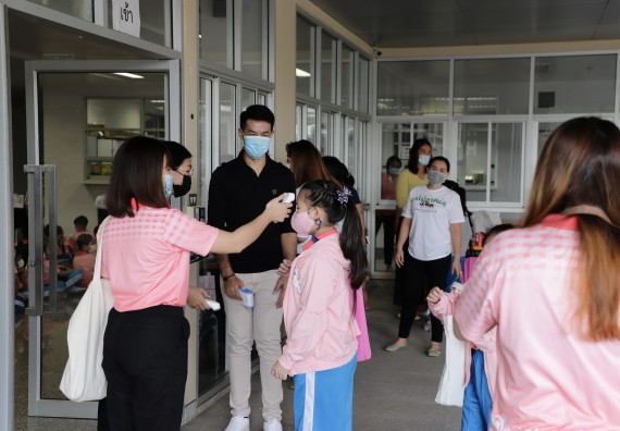 ภาพกิจกรรม  คณะวิทยาศาสตร์และเทคโนโลยี จัดค่ายวิทยาศาสตร์โรงเรียนอนุบาลกำแพงเพชร ระดับชั้นประถมศึกษาปีที่ 1-3