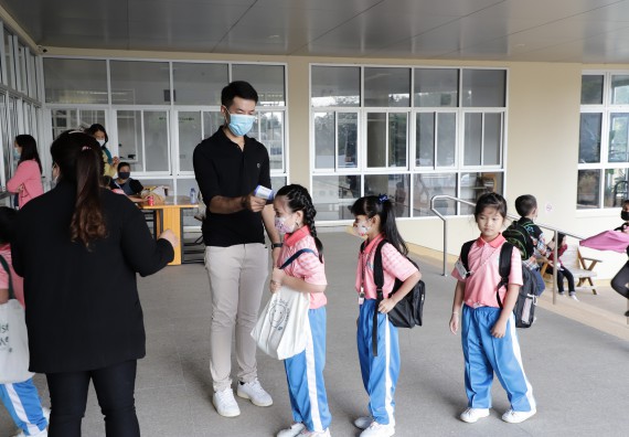 ภาพกิจกรรม  คณะวิทยาศาสตร์และเทคโนโลยี จัดค่ายวิทยาศาสตร์โรงเรียนอนุบาลกำแพงเพชร ระดับชั้นประถมศึกษาปีที่ 1-3