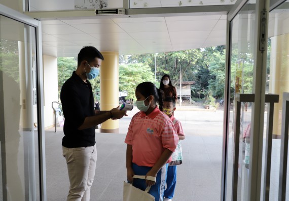 ภาพกิจกรรม  คณะวิทยาศาสตร์และเทคโนโลยี จัดค่ายวิทยาศาสตร์โรงเรียนอนุบาลกำแพงเพชร ระดับชั้นประถมศึกษาปีที่ 1-3
