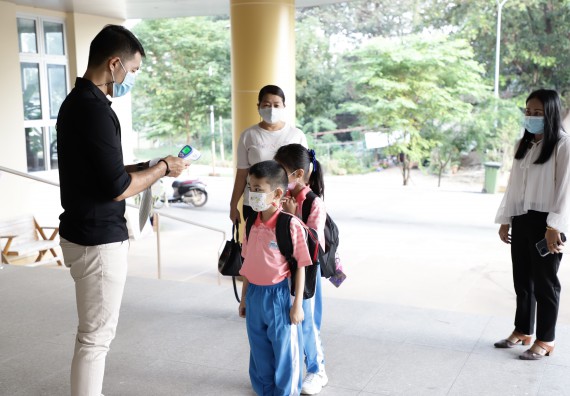 ภาพกิจกรรม  คณะวิทยาศาสตร์และเทคโนโลยี จัดค่ายวิทยาศาสตร์โรงเรียนอนุบาลกำแพงเพชร ระดับชั้นประถมศึกษาปีที่ 1-3