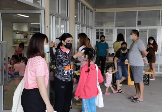 ภาพกิจกรรม  คณะวิทยาศาสตร์และเทคโนโลยี จัดค่ายวิทยาศาสตร์โรงเรียนอนุบาลกำแพงเพชร ระดับชั้นประถมศึกษาปีที่ 1-3