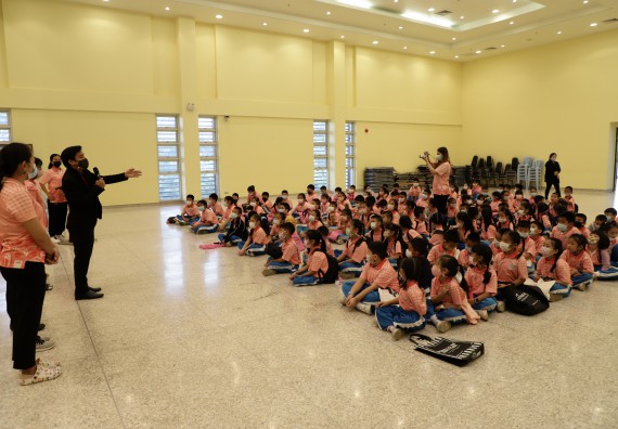 ภาพกิจกรรม  คณะวิทยาศาสตร์และเทคโนโลยี จัดค่ายวิทยาศาสตร์โรงเรียนอนุบาลกำแพงเพชร ระดับชั้นประถมศึกษาปีที่ 1-3