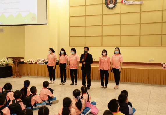 ภาพกิจกรรม  คณะวิทยาศาสตร์และเทคโนโลยี จัดค่ายวิทยาศาสตร์โรงเรียนอนุบาลกำแพงเพชร ระดับชั้นประถมศึกษาปีที่ 1-3