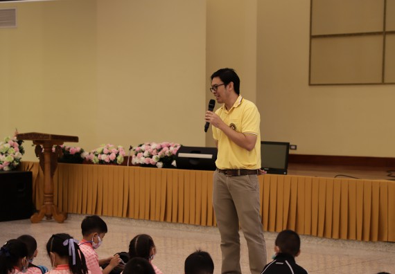 ภาพกิจกรรม  คณะวิทยาศาสตร์และเทคโนโลยี จัดค่ายวิทยาศาสตร์โรงเรียนอนุบาลกำแพงเพชร ระดับชั้นประถมศึกษาปีที่ 1-3