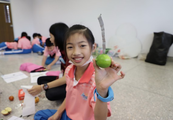 ภาพกิจกรรม  คณะวิทยาศาสตร์และเทคโนโลยี จัดค่ายวิทยาศาสตร์โรงเรียนอนุบาลกำแพงเพชร ระดับชั้นประถมศึกษาปีที่ 1-3