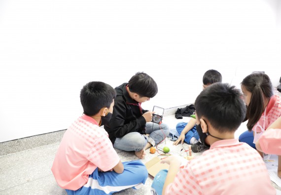 ภาพกิจกรรม  คณะวิทยาศาสตร์และเทคโนโลยี จัดค่ายวิทยาศาสตร์โรงเรียนอนุบาลกำแพงเพชร ระดับชั้นประถมศึกษาปีที่ 1-3