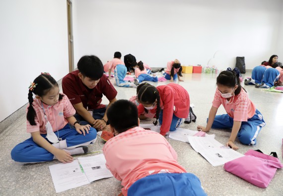 ภาพกิจกรรม  คณะวิทยาศาสตร์และเทคโนโลยี จัดค่ายวิทยาศาสตร์โรงเรียนอนุบาลกำแพงเพชร ระดับชั้นประถมศึกษาปีที่ 1-3