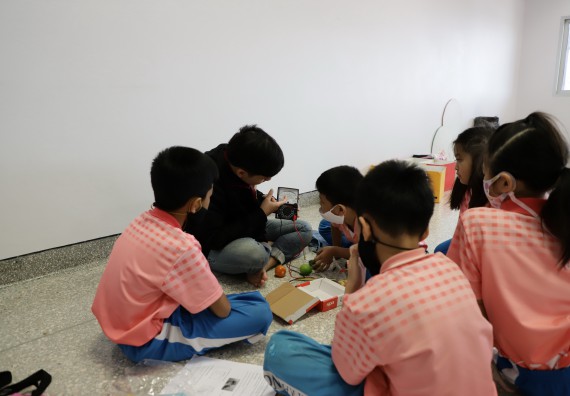 ภาพกิจกรรม  คณะวิทยาศาสตร์และเทคโนโลยี จัดค่ายวิทยาศาสตร์โรงเรียนอนุบาลกำแพงเพชร ระดับชั้นประถมศึกษาปีที่ 1-3