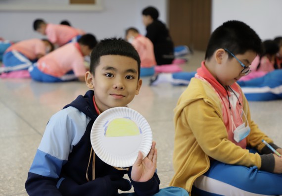 ภาพกิจกรรม  คณะวิทยาศาสตร์และเทคโนโลยี จัดค่ายวิทยาศาสตร์โรงเรียนอนุบาลกำแพงเพชร ระดับชั้นประถมศึกษาปีที่ 1-3