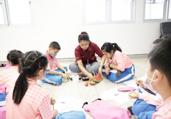 ภาพกิจกรรม  คณะวิทยาศาสตร์และเทคโนโลยี จัดค่ายวิทยาศาสตร์โรงเรียนอนุบาลกำแพงเพชร ระดับชั้นประถมศึกษาปีที่ 1-3