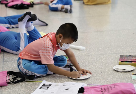 ภาพกิจกรรม  คณะวิทยาศาสตร์และเทคโนโลยี จัดค่ายวิทยาศาสตร์โรงเรียนอนุบาลกำแพงเพชร ระดับชั้นประถมศึกษาปีที่ 1-3