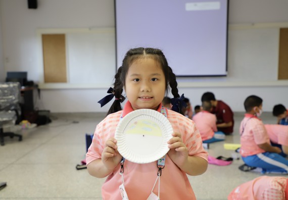 ภาพกิจกรรม  คณะวิทยาศาสตร์และเทคโนโลยี จัดค่ายวิทยาศาสตร์โรงเรียนอนุบาลกำแพงเพชร ระดับชั้นประถมศึกษาปีที่ 1-3