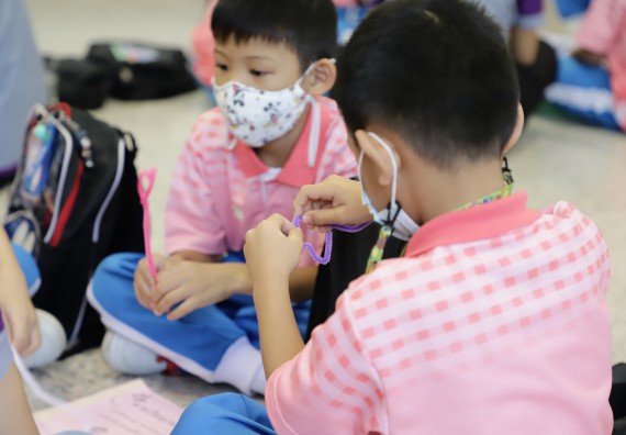 ภาพกิจกรรม  คณะวิทยาศาสตร์และเทคโนโลยี จัดค่ายวิทยาศาสตร์โรงเรียนอนุบาลกำแพงเพชร ระดับชั้นประถมศึกษาปีที่ 1-3