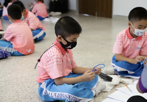 ภาพกิจกรรม  คณะวิทยาศาสตร์และเทคโนโลยี จัดค่ายวิทยาศาสตร์โรงเรียนอนุบาลกำแพงเพชร ระดับชั้นประถมศึกษาปีที่ 1-3