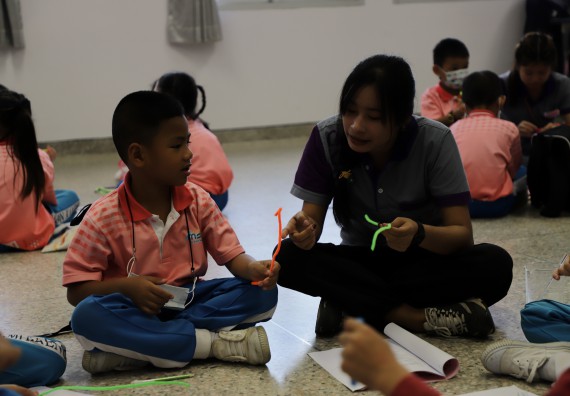 ภาพกิจกรรม  คณะวิทยาศาสตร์และเทคโนโลยี จัดค่ายวิทยาศาสตร์โรงเรียนอนุบาลกำแพงเพชร ระดับชั้นประถมศึกษาปีที่ 1-3