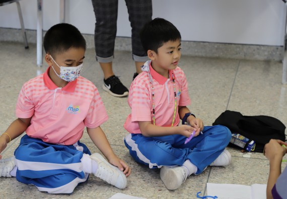 ภาพกิจกรรม  คณะวิทยาศาสตร์และเทคโนโลยี จัดค่ายวิทยาศาสตร์โรงเรียนอนุบาลกำแพงเพชร ระดับชั้นประถมศึกษาปีที่ 1-3