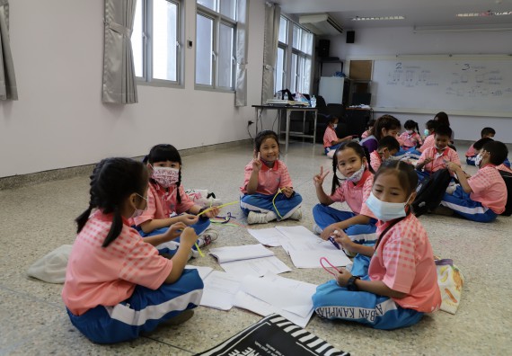 ภาพกิจกรรม  คณะวิทยาศาสตร์และเทคโนโลยี จัดค่ายวิทยาศาสตร์โรงเรียนอนุบาลกำแพงเพชร ระดับชั้นประถมศึกษาปีที่ 1-3