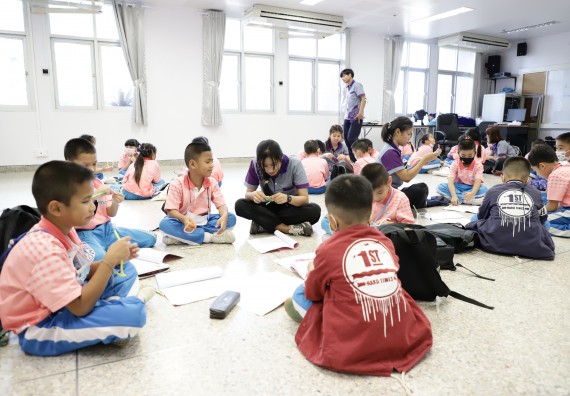 ภาพกิจกรรม  คณะวิทยาศาสตร์และเทคโนโลยี จัดค่ายวิทยาศาสตร์โรงเรียนอนุบาลกำแพงเพชร ระดับชั้นประถมศึกษาปีที่ 1-3