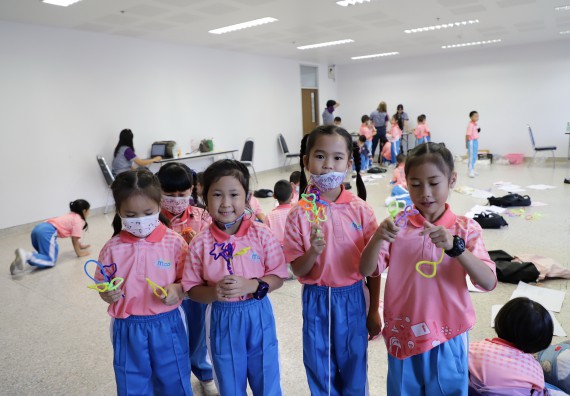 ภาพกิจกรรม  คณะวิทยาศาสตร์และเทคโนโลยี จัดค่ายวิทยาศาสตร์โรงเรียนอนุบาลกำแพงเพชร ระดับชั้นประถมศึกษาปีที่ 1-3