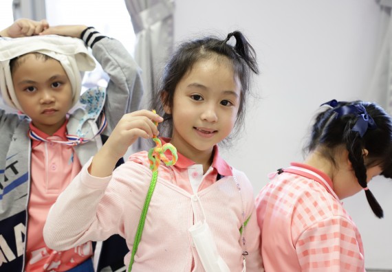 ภาพกิจกรรม  คณะวิทยาศาสตร์และเทคโนโลยี จัดค่ายวิทยาศาสตร์โรงเรียนอนุบาลกำแพงเพชร ระดับชั้นประถมศึกษาปีที่ 1-3