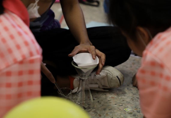 ภาพกิจกรรม  คณะวิทยาศาสตร์และเทคโนโลยี จัดค่ายวิทยาศาสตร์โรงเรียนอนุบาลกำแพงเพชร ระดับชั้นประถมศึกษาปีที่ 1-3