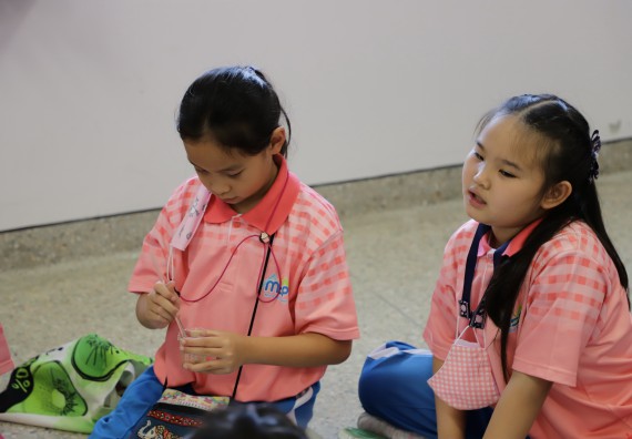 ภาพกิจกรรม  คณะวิทยาศาสตร์และเทคโนโลยี จัดค่ายวิทยาศาสตร์โรงเรียนอนุบาลกำแพงเพชร ระดับชั้นประถมศึกษาปีที่ 1-3