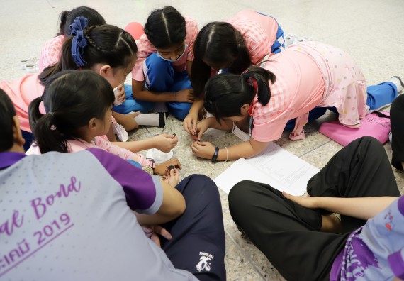 ภาพกิจกรรม  คณะวิทยาศาสตร์และเทคโนโลยี จัดค่ายวิทยาศาสตร์โรงเรียนอนุบาลกำแพงเพชร ระดับชั้นประถมศึกษาปีที่ 1-3