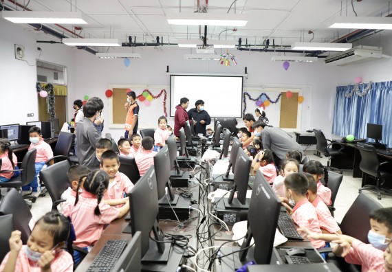 ภาพกิจกรรม  คณะวิทยาศาสตร์และเทคโนโลยี จัดค่ายวิทยาศาสตร์โรงเรียนอนุบาลกำแพงเพชร ระดับชั้นประถมศึกษาปีที่ 1-3