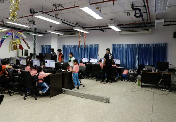 ภาพกิจกรรม  คณะวิทยาศาสตร์และเทคโนโลยี จัดค่ายวิทยาศาสตร์โรงเรียนอนุบาลกำแพงเพชร ระดับชั้นประถมศึกษาปีที่ 1-3