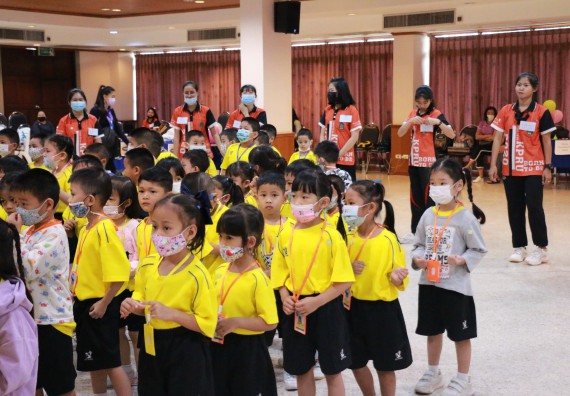 ภาพกิจกรรม คณะวิทยาศาสตร์และเทคโนโลยี จัดค่ายวิทยาศาสตร์โรงเรียนสาธิตฯ ระดับอนุบาล 1-2