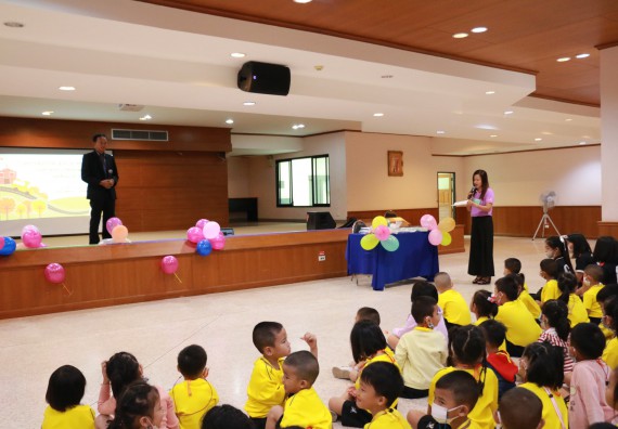 ภาพกิจกรรม คณะวิทยาศาสตร์และเทคโนโลยี จัดค่ายวิทยาศาสตร์โรงเรียนสาธิตฯ ระดับอนุบาล 1-2