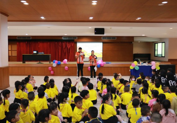 ภาพกิจกรรม คณะวิทยาศาสตร์และเทคโนโลยี จัดค่ายวิทยาศาสตร์โรงเรียนสาธิตฯ ระดับอนุบาล 1-2