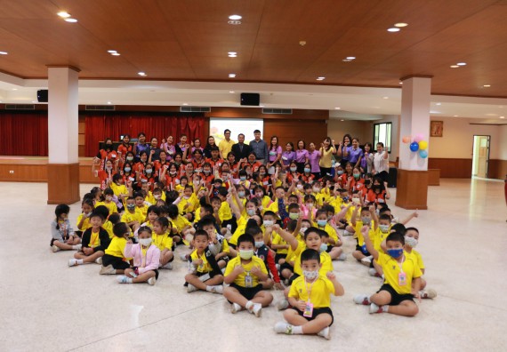 ภาพกิจกรรม คณะวิทยาศาสตร์และเทคโนโลยี จัดค่ายวิทยาศาสตร์โรงเรียนสาธิตฯ ระดับอนุบาล 1-2