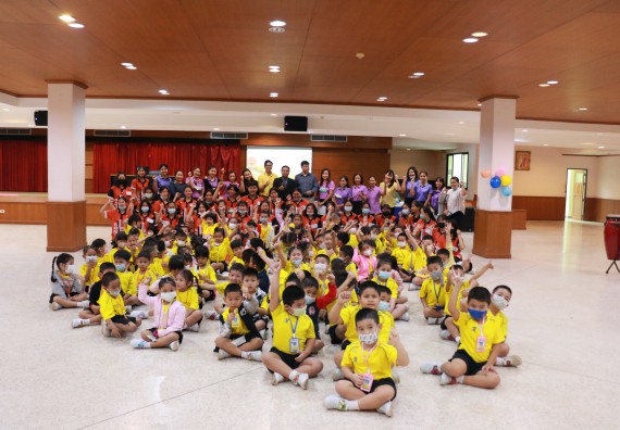 ภาพกิจกรรม คณะวิทยาศาสตร์และเทคโนโลยี จัดค่ายวิทยาศาสตร์โรงเรียนสาธิตฯ ระดับอนุบาล 1-2