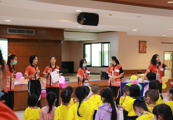 ภาพกิจกรรม คณะวิทยาศาสตร์และเทคโนโลยี จัดค่ายวิทยาศาสตร์โรงเรียนสาธิตฯ ระดับอนุบาล 1-2