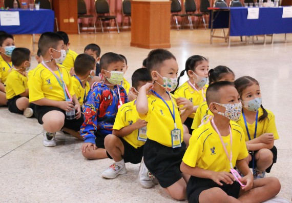 ภาพกิจกรรม คณะวิทยาศาสตร์และเทคโนโลยี จัดค่ายวิทยาศาสตร์โรงเรียนสาธิตฯ ระดับอนุบาล 1-2