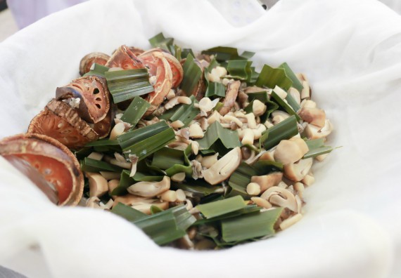 ภาพกิจกรรม โปรแกรมวิชาวิทยาศาสตร์และเทคโนโลยีการอาหาร จัดอบรมเชิงปฏิบัติการ เรื่อง การพัฒนาผลิตภัณฑ์เครื่องดื่มเพื่อสุขภาพ