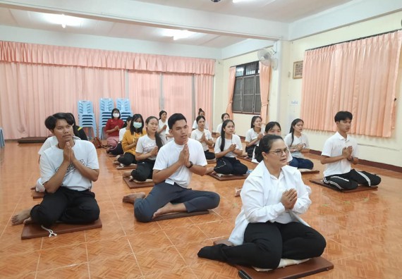 ภาพกิจกรรม โปแกรมวิชาสาธารณสุขศาสตร์ จัดอบรมเสริมทักษะทางด้านคุณธรรมและจริยธรรม ตามโครงการพัฒนาคุณลักษณะนักศึกษาโปรแกรมวิชาสาธารณสุขศาสตร์